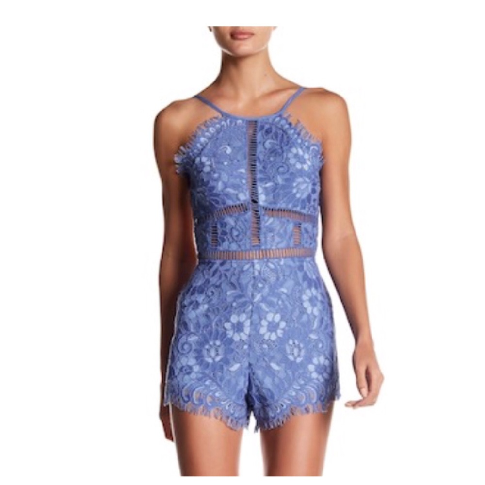 NBD LACE BACKLESS ROMPER - Picture 3 of 3